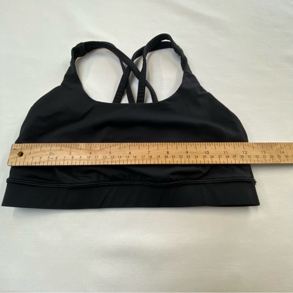 EUC Lululemon Energy Sports Bra Women’s Size 6 Solid Black No Wear or Pilling - Picture 5 of 10